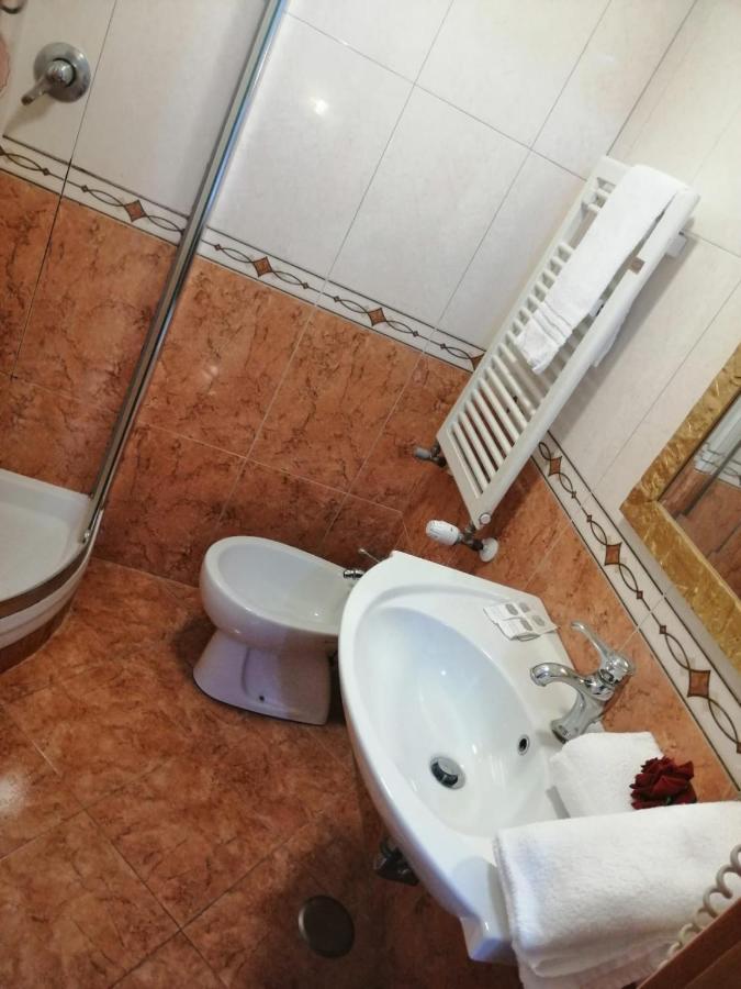 Alla Basilica Rooms Roma Eksteriør bilde
